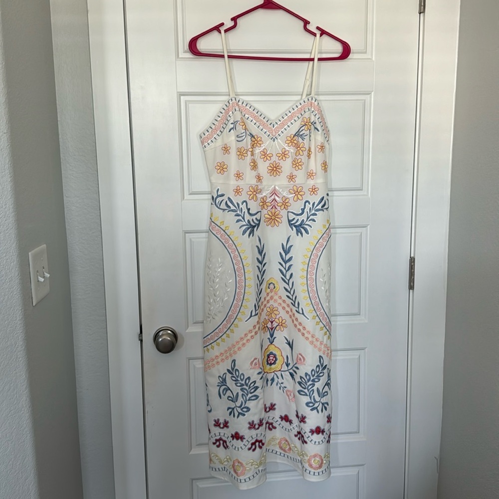 Foxiedox white embroidered dress small